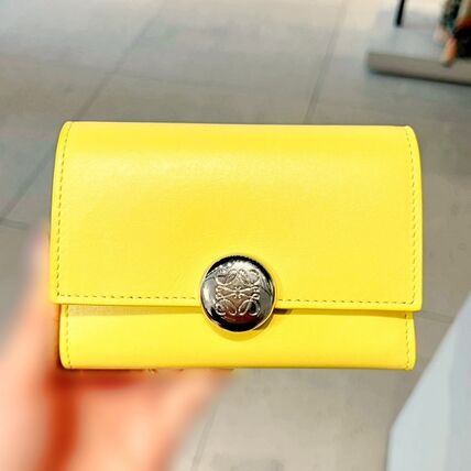 Loewe Pebble Anagram Logo Calf Leather Folding Wallet