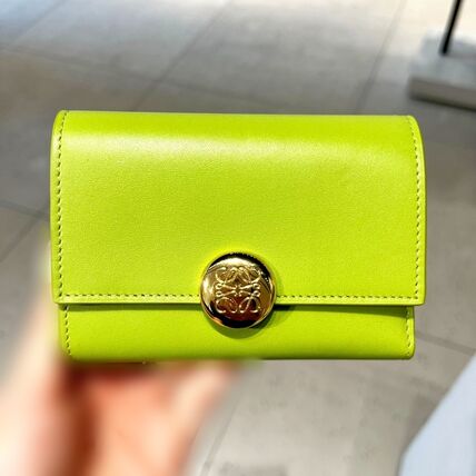 Loewe Pebble Anagram Logo Calf Leather Folding Wallet