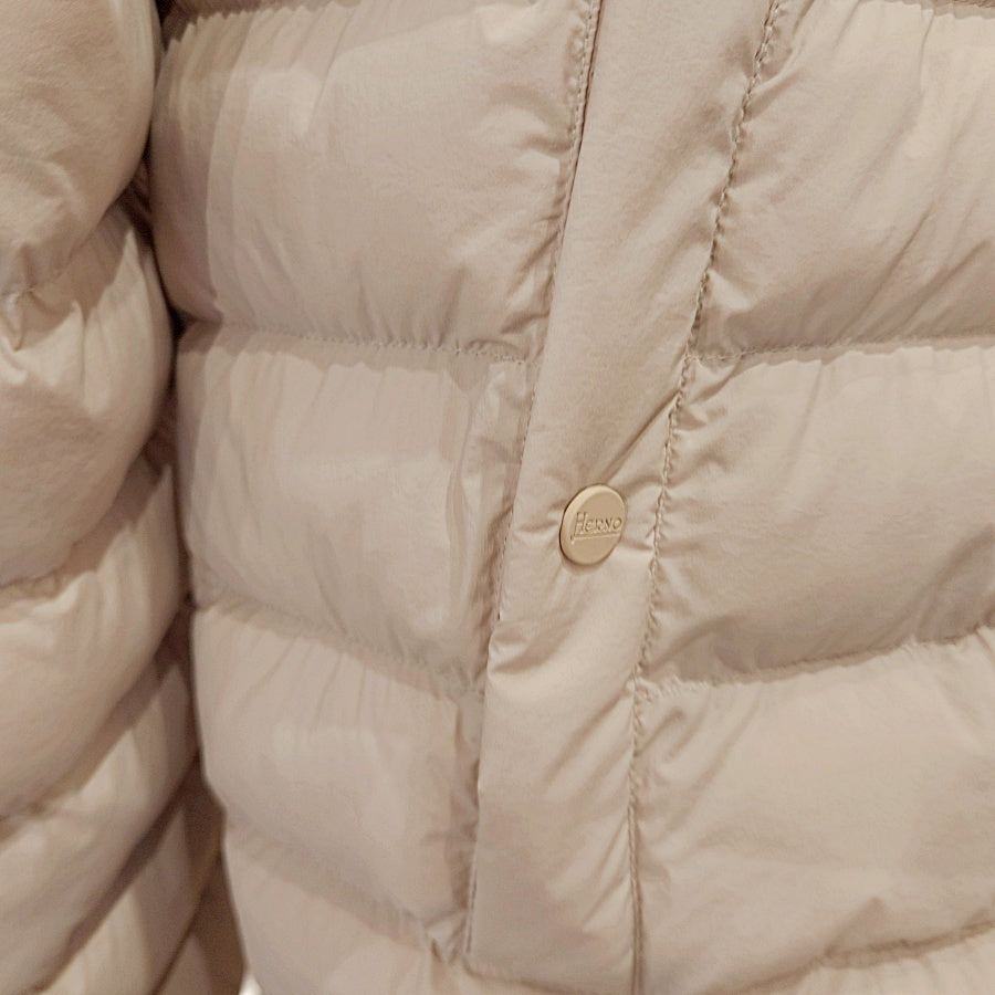 HERNO Resort Stretch Nylon Down Jacket